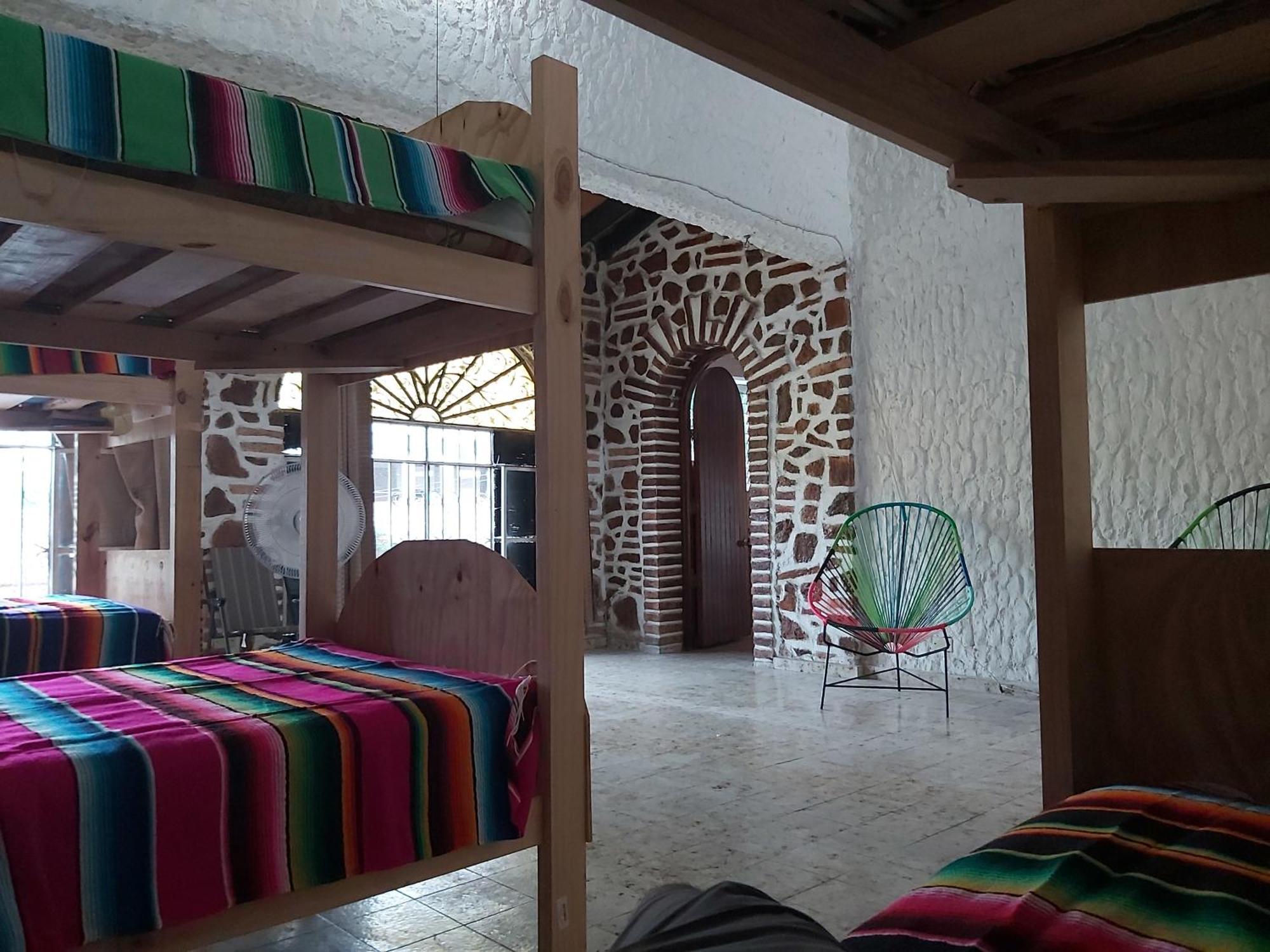 El Sunset Hostel Пуэрто-Вальярта Экстерьер фото